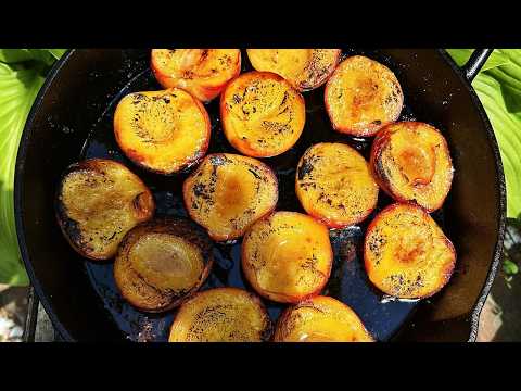 Addictive Summertime Glazed Roasted Peaches