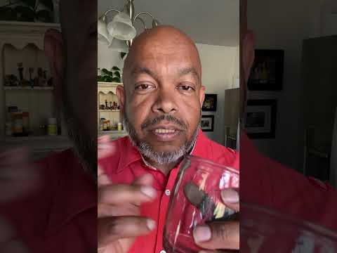 why click your nails