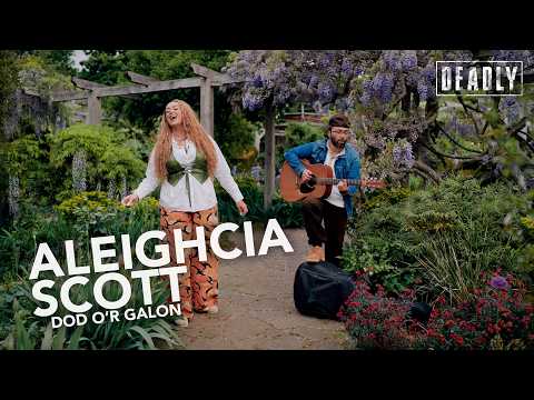 Aleighcia Scott ‘Dod o’r Galon’ (acoustic performance) DEADLY UK Series (clean)