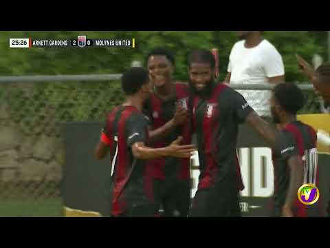 Arnett Gardens Turn Up the Pressure Against Molynes United | Jamaica Premier League